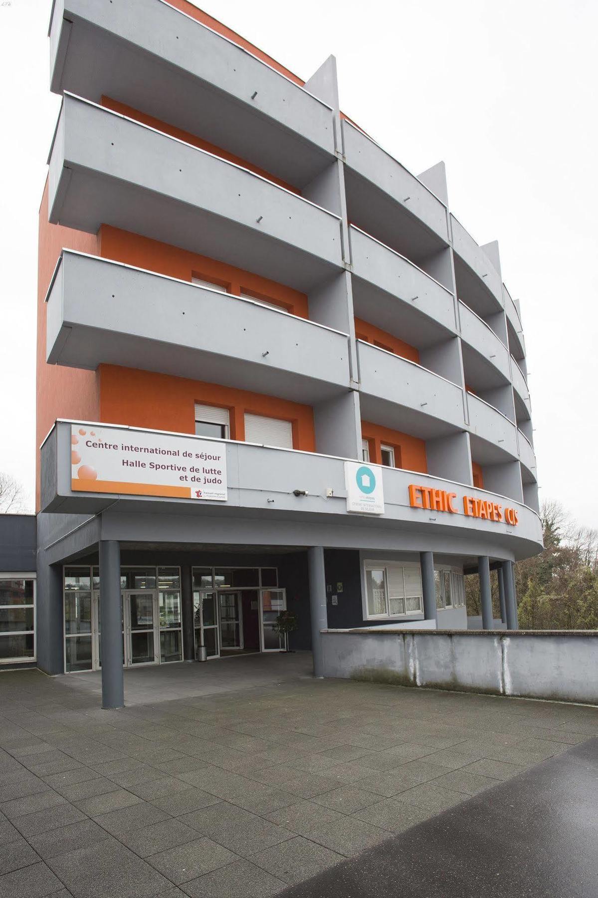 Ethic Etapes Cis De Besancon Lejlighedshotel Eksteriør billede