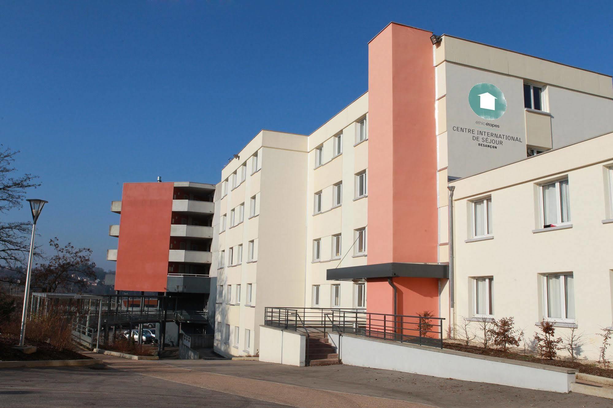 Ethic Etapes Cis De Besancon Lejlighedshotel Eksteriør billede